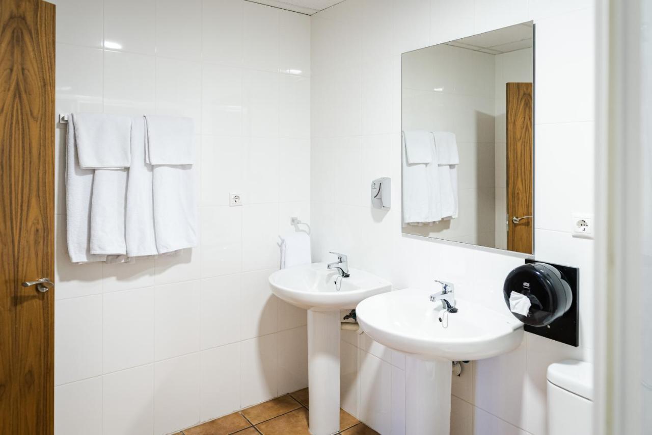As Hoteles Fuente La Higuera Direccion Valencia La Font de la Figuera Ngoại thất bức ảnh